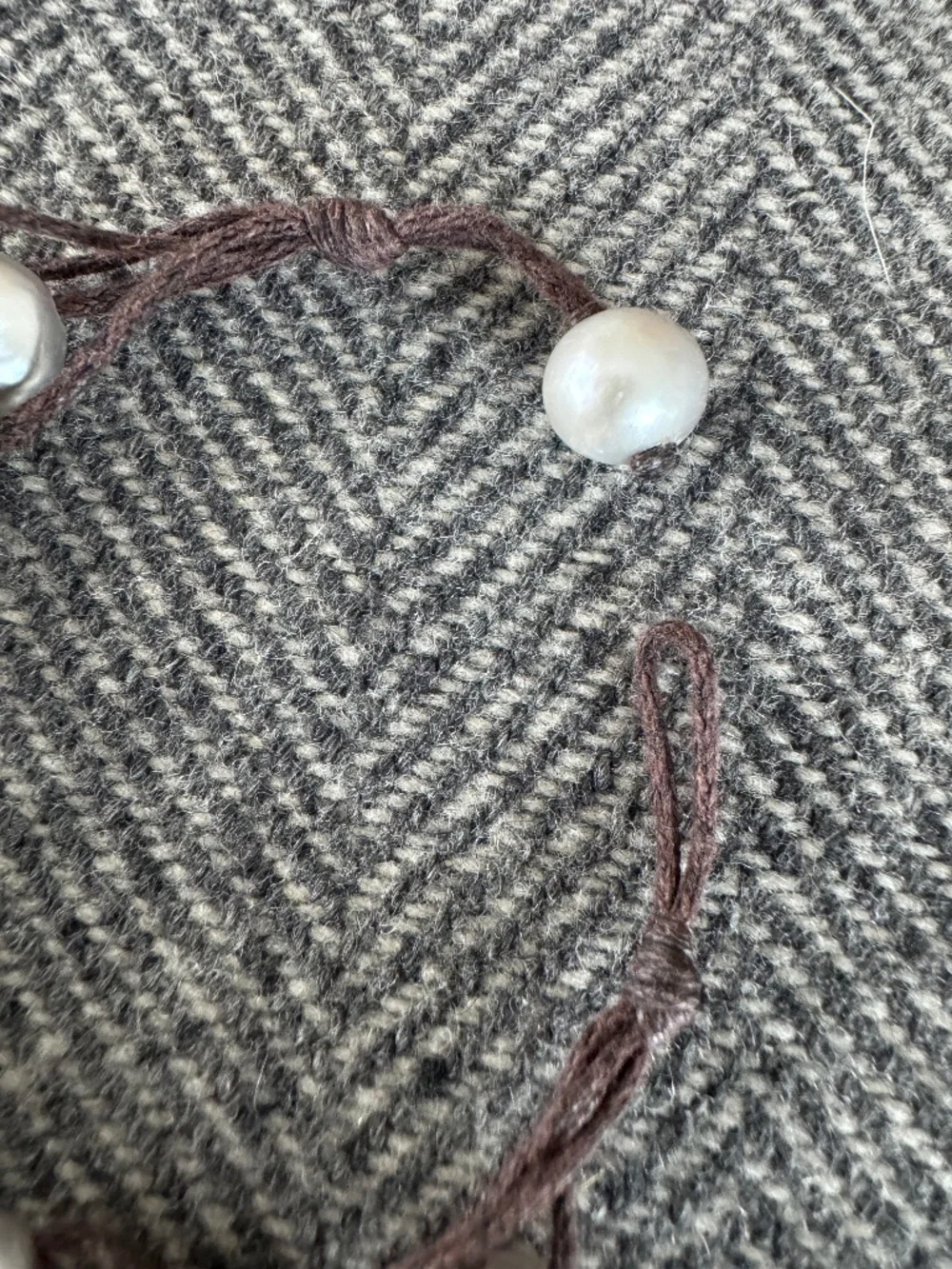 ROOST, MULTI STRAND GRAY RIVER, PEARL BRACELET WITH PEARL LOOP CLOSURE